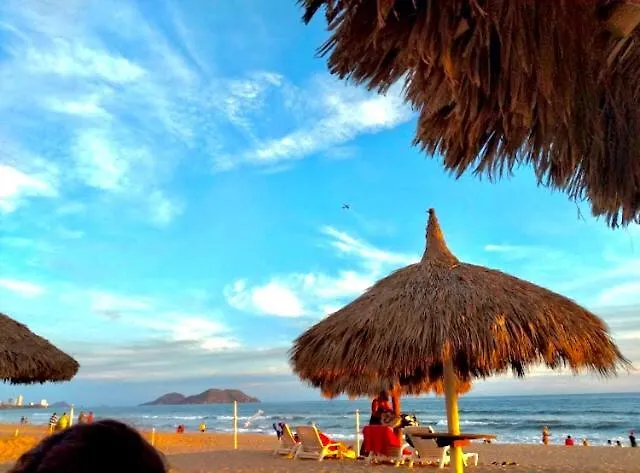 Departamento Peninsula Mazatlan Hasta 12 Huespedes酒店 酒店